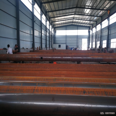 單懸臂式標(biāo)志桿實拍照片